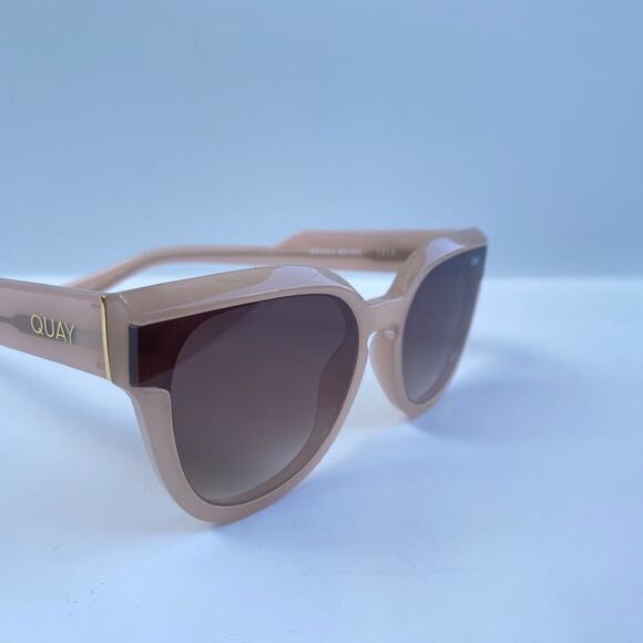 Quay Australia Noosa Bevel Milky Blush/Brown Cat Eye Sunglasses main image 4